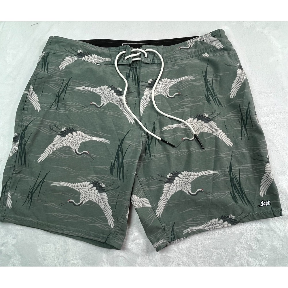 LOST Mens 36 Board‎ Shorts Japanese Red-Crowned Crane Print 8" inseam Green
